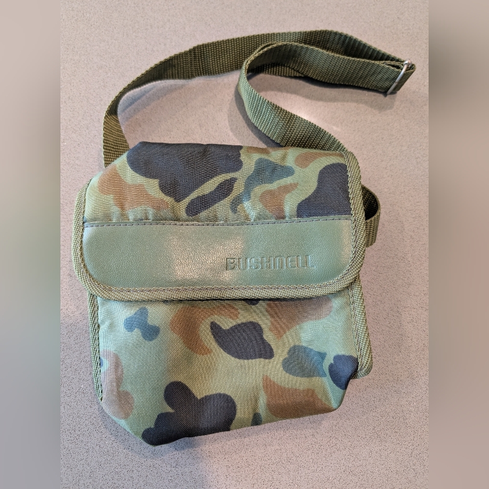 Bushnell Green Camo Binoculars Bag